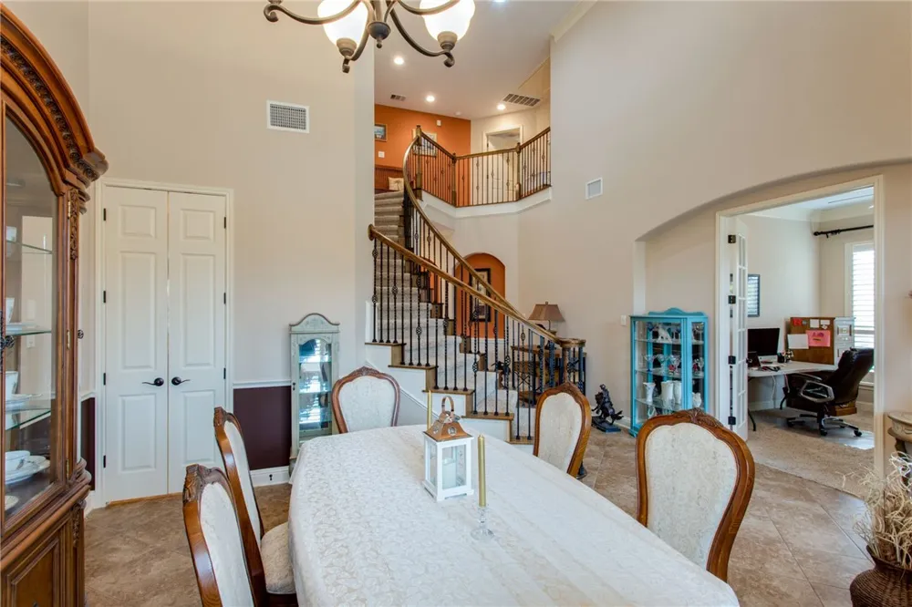 1007 Rhondstat Run Cedar Park, TX 78613