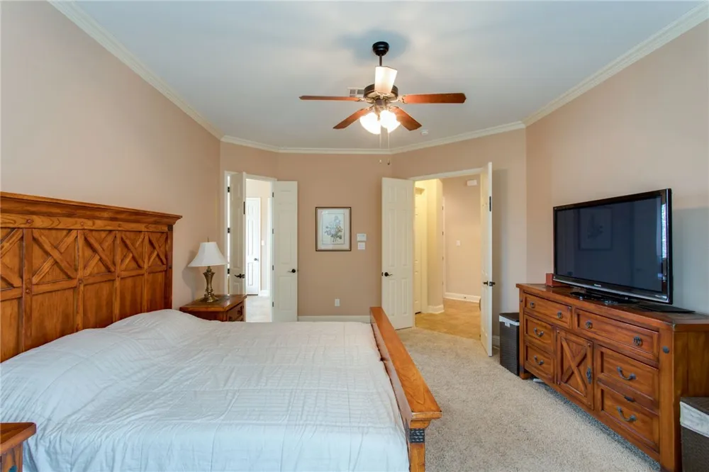 1007 Rhondstat Run Cedar Park, TX 78613