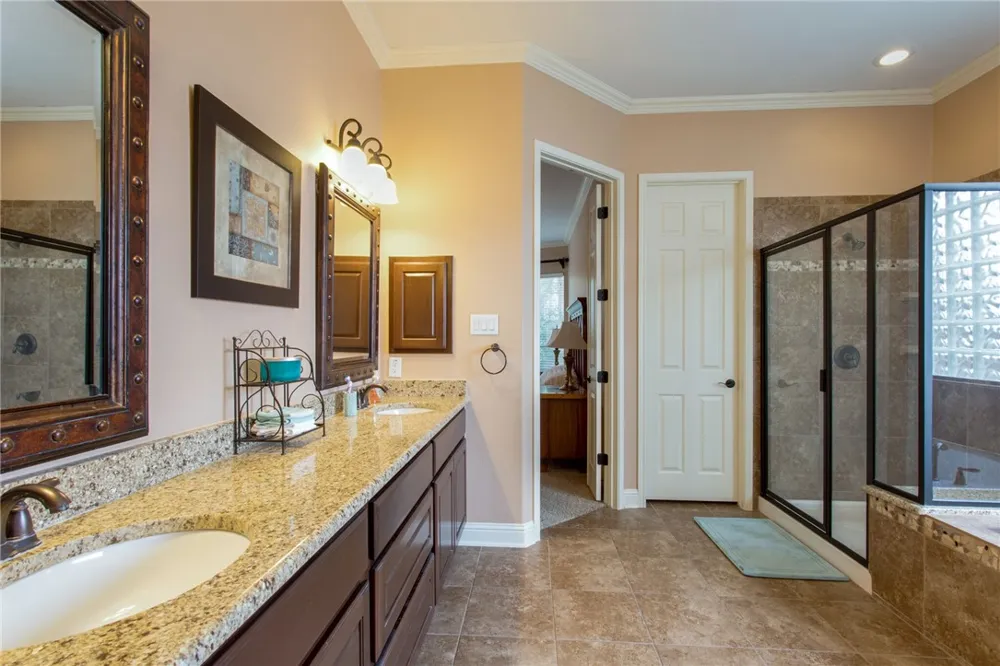 1007 Rhondstat Run Cedar Park, TX 78613
