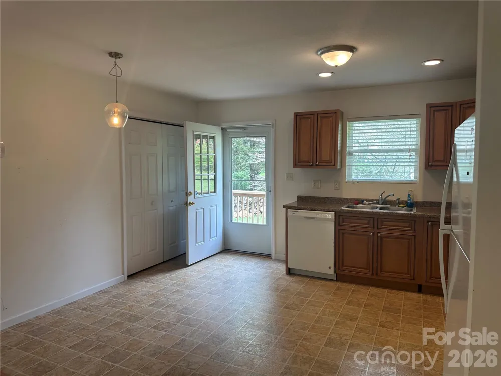 6 Kendrick Court Flat Rock, NC 28731