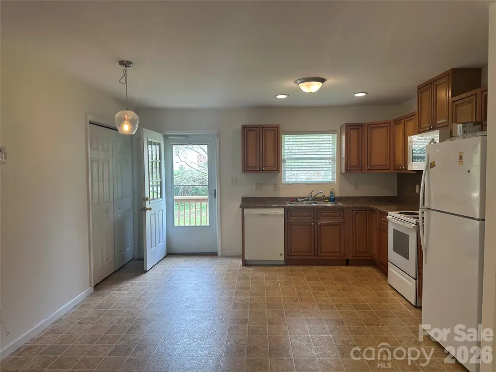 6 Kendrick Court Flat Rock, NC 28731