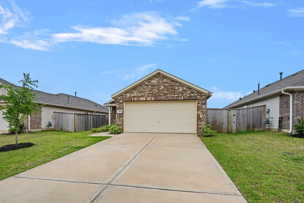 760 Hackberry Branch Court Magnolia, TX 77354