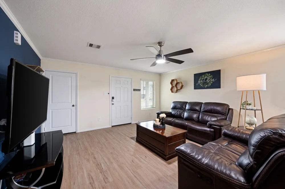 760 Hackberry Branch Court Magnolia, TX 77354