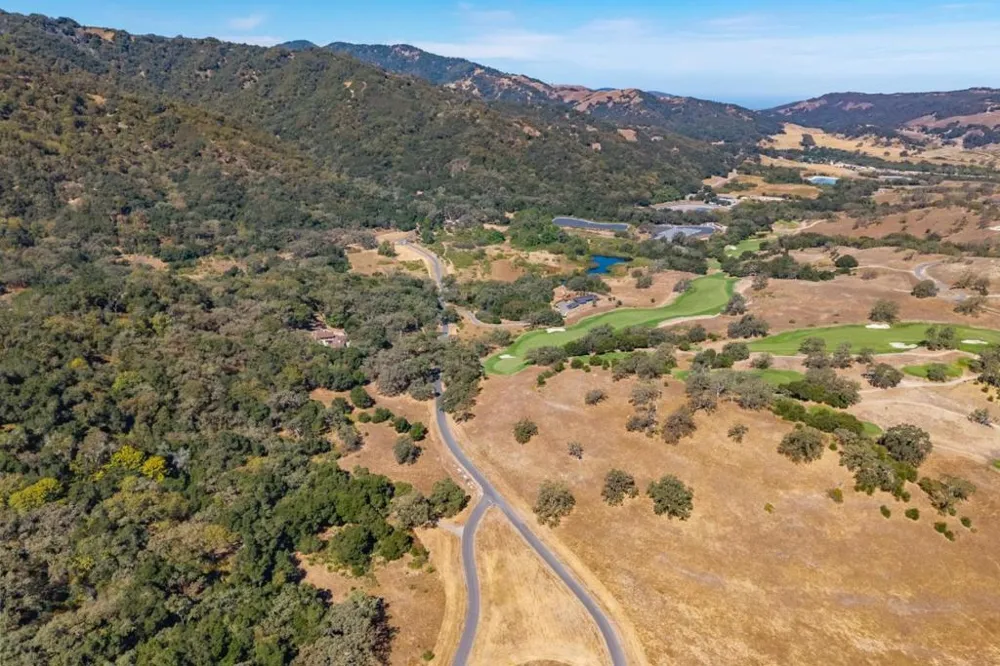 2 Arroyo Sequoia Carmel, CA 93923