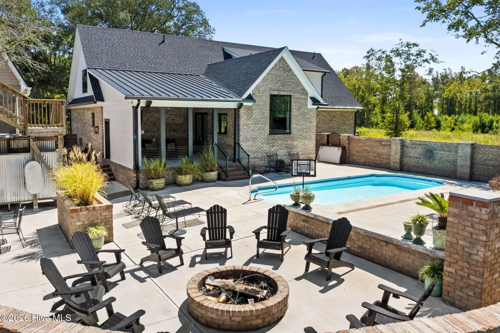 1853 Turkey Trap Road SW Supply, NC 28462