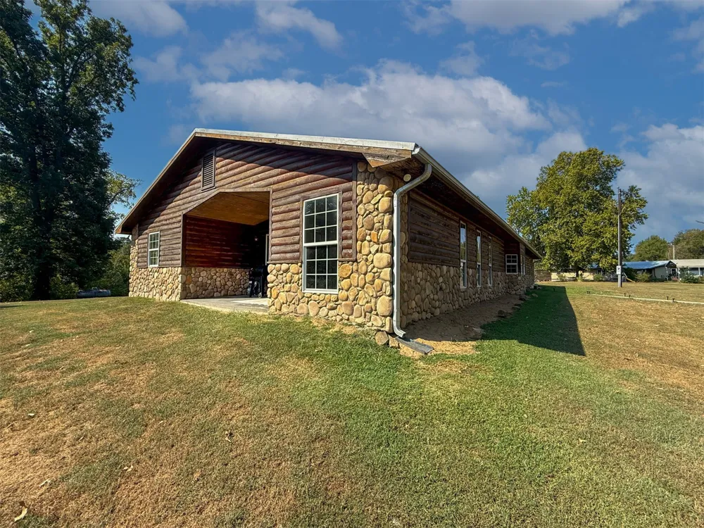 1465 Bethel Cutoff Broken Bow, OK 74728