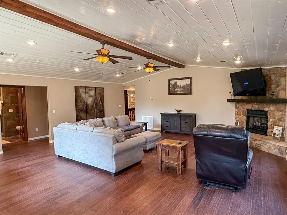 1465 Bethel Cutoff Broken Bow, OK 74728