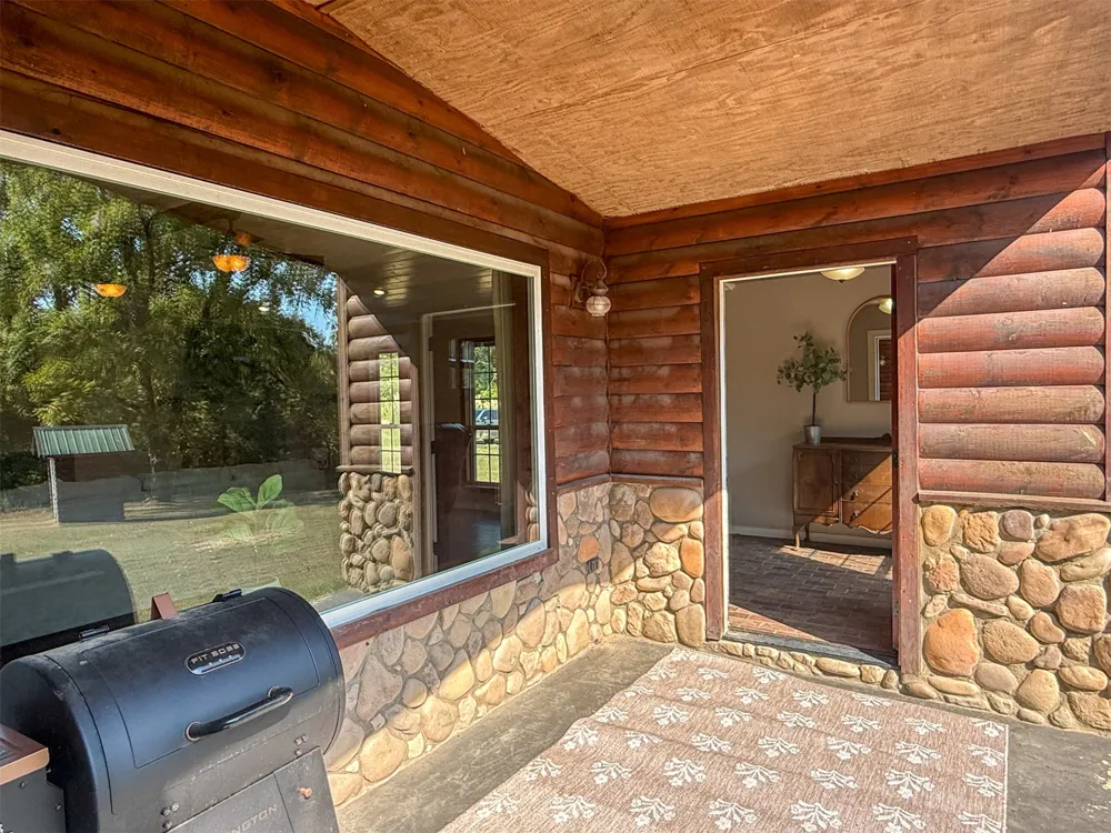 1465 Bethel Cutoff Broken Bow, OK 74728