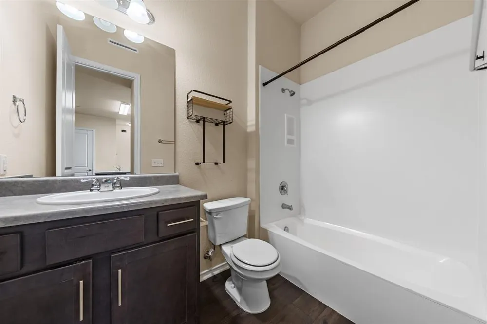 8601 W Gate Boulevard #8204 Austin, TX 78745