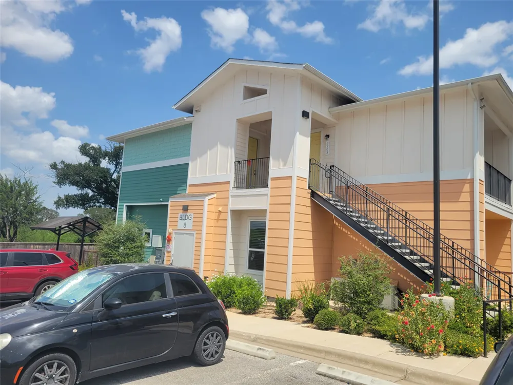 8601 W Gate Boulevard #8204 Austin, TX 78745