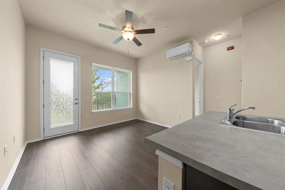 8601 W Gate Boulevard #8204 Austin, TX 78745