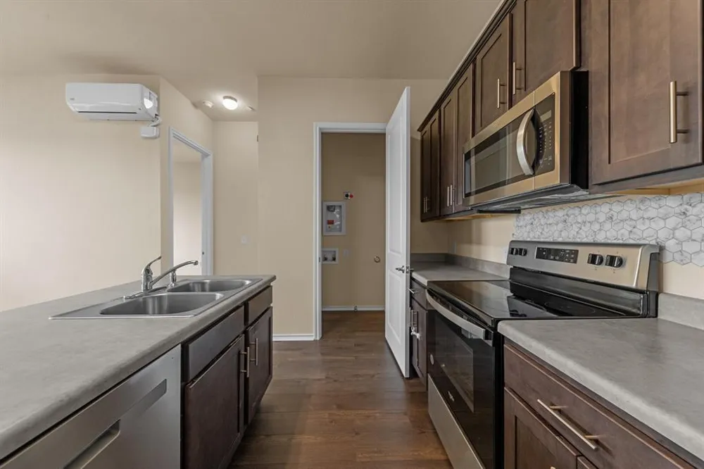 8601 W Gate Boulevard #8204 Austin, TX 78745