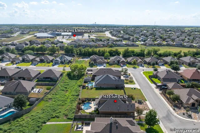 1635 SUN BAY DR New Braunfels, TX 78130