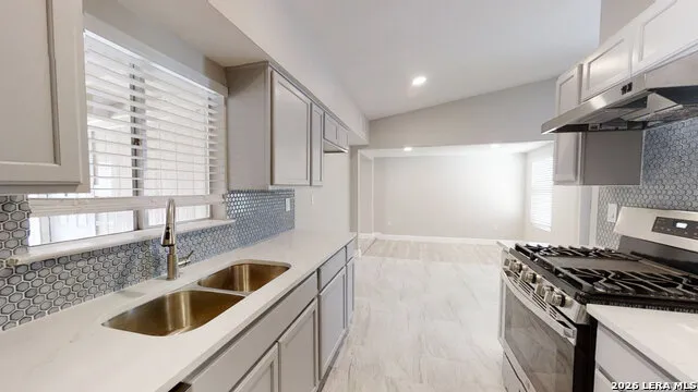 9643 South Bend San Antonio, TX 78250