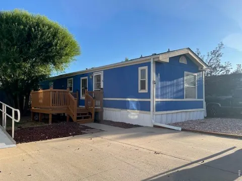 218 Grape Street #27