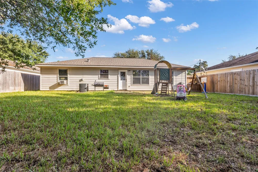 16368 Many Trees Lane Conroe, TX 77302