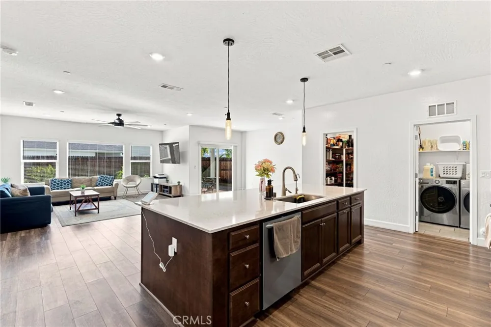 5846 E Truman Fresno, CA 93727