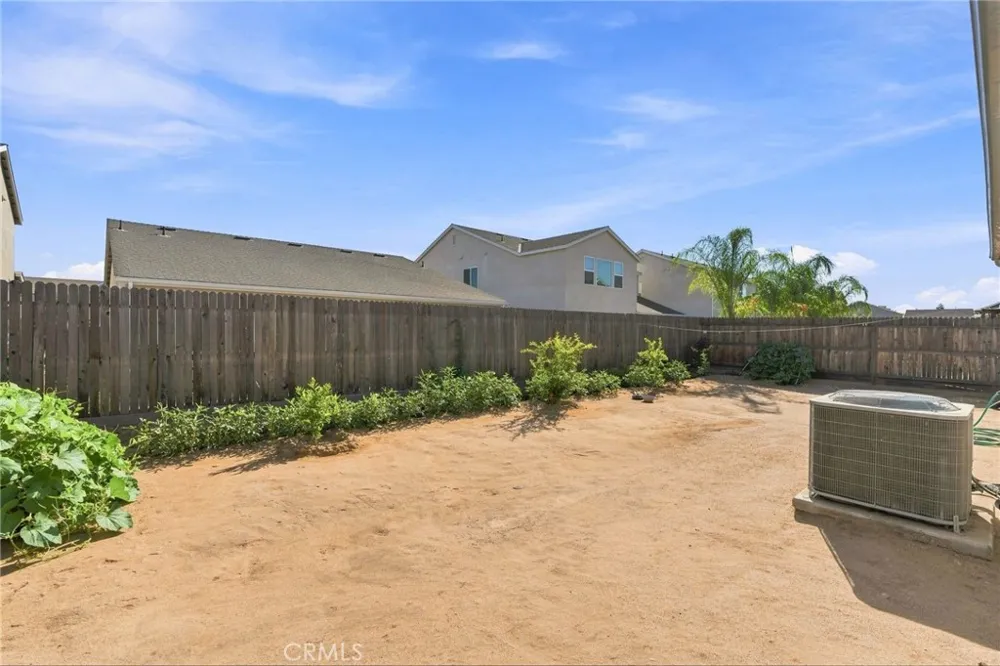5846 E Truman Fresno, CA 93727