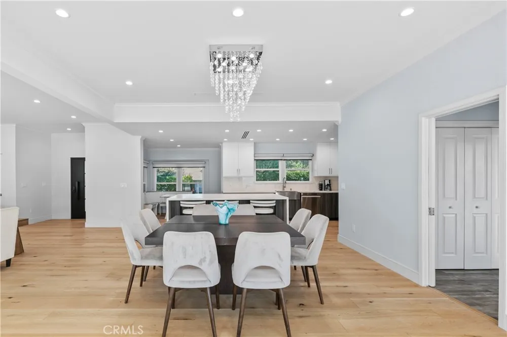11568 Newcastle Granada Hills, CA 91344