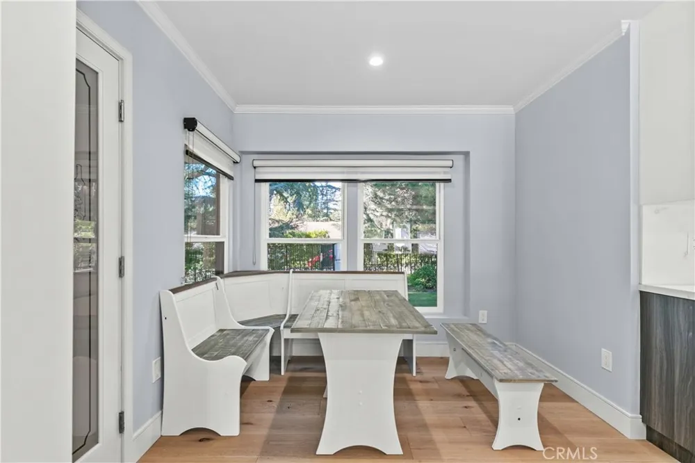 11568 Newcastle Granada Hills, CA 91344