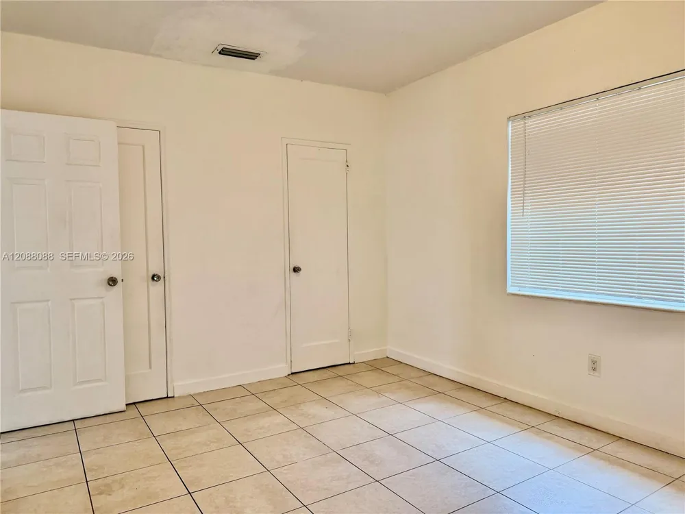 2410 NW 34th St #2 Miami, FL 33142