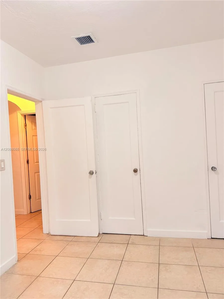 2410 NW 34th St #2 Miami, FL 33142