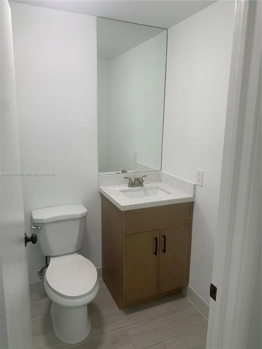 1218 Salzedo St #6 Coral Gables, FL 33134