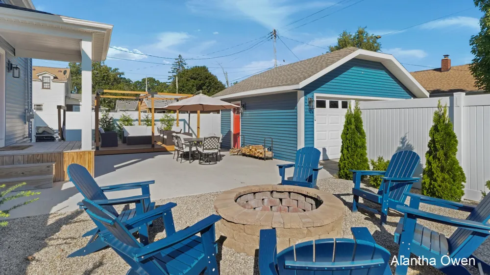 2200 Miner Avenue Muskegon, MI 49441