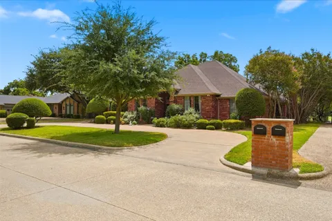 1465 Plummer Drive