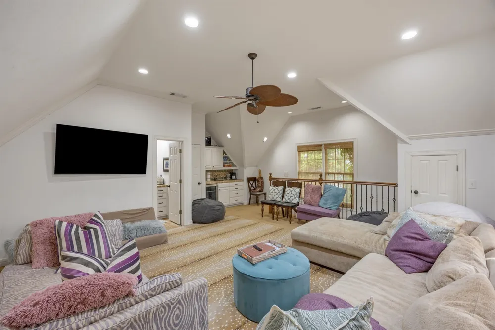 4308 Mcfarlin Boulevard University Park, TX 75205