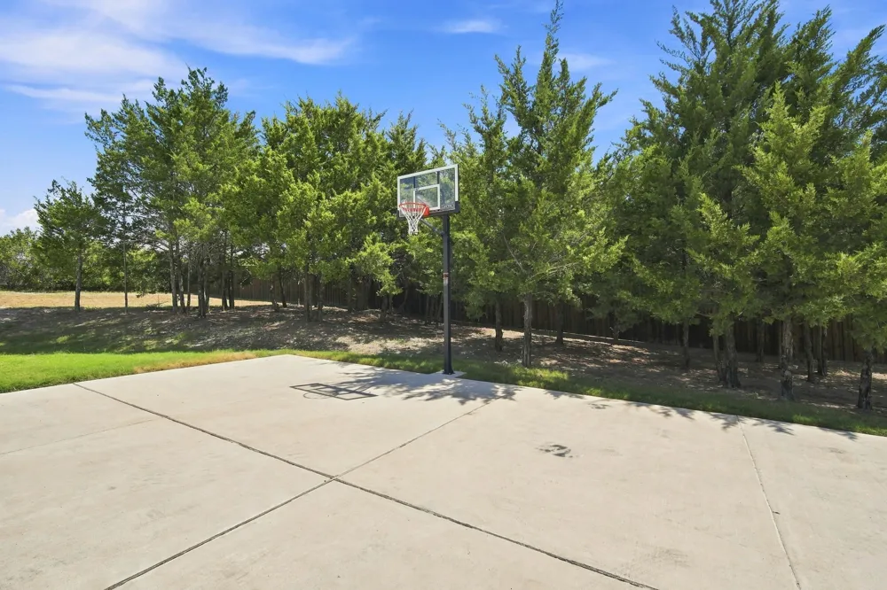 2770 Fireside Drive Midlothian, TX 76065