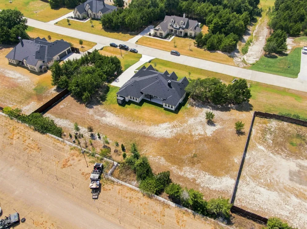 2770 Fireside Drive Midlothian, TX 76065