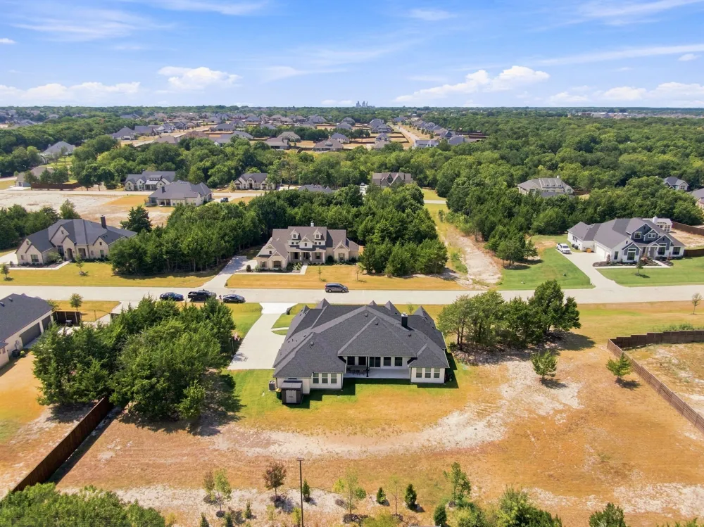 2770 Fireside Drive Midlothian, TX 76065