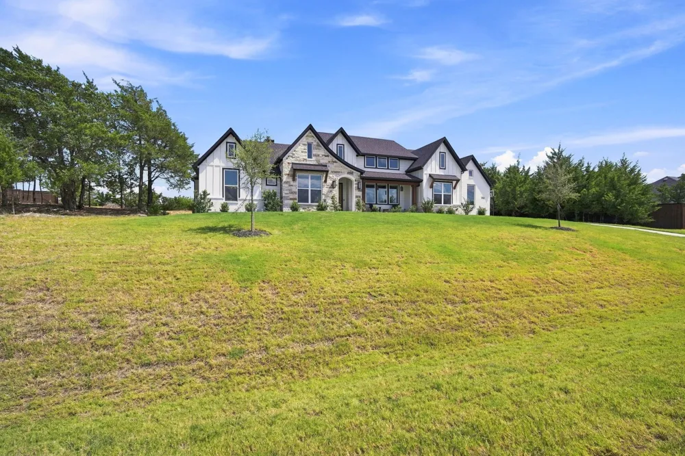 2770 Fireside Drive Midlothian, TX 76065