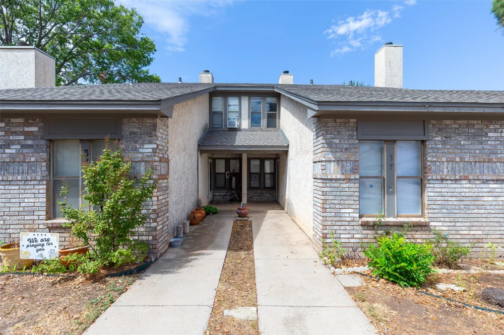 35 Crossroads Drive Abilene, TX 79605