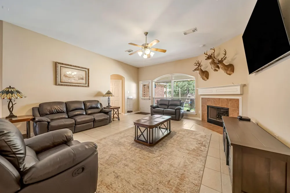 14043 Albany Springs Lane Houston, TX 77044