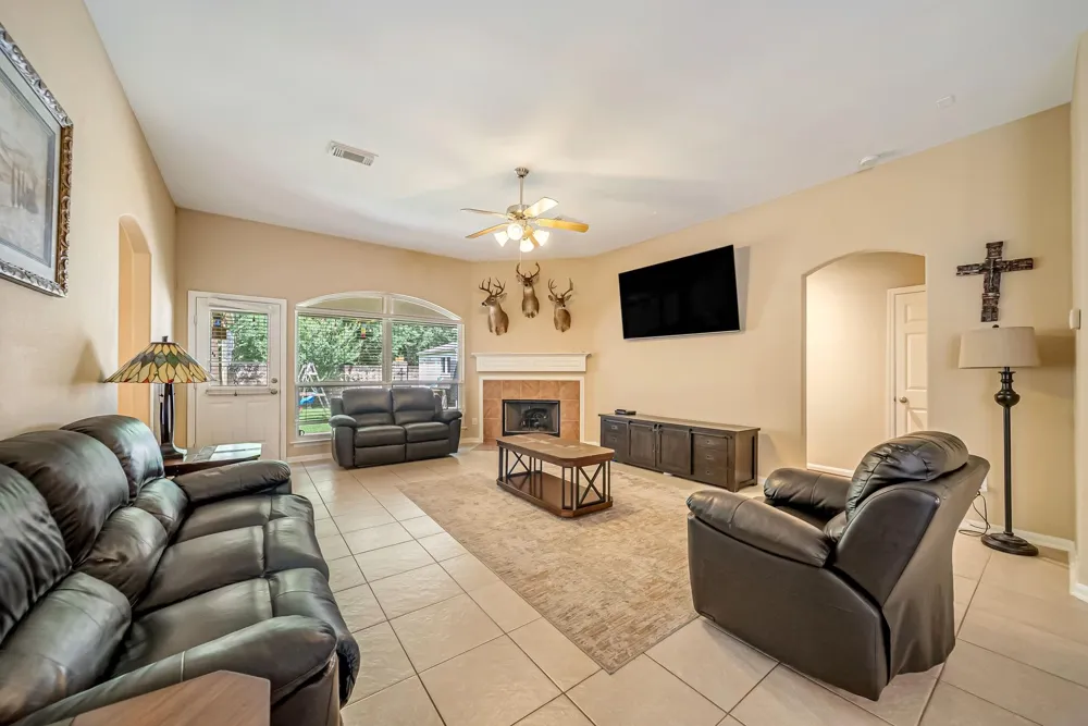 14043 Albany Springs Lane Houston, TX 77044