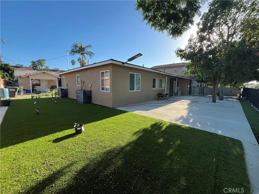 9850 Giovane El Monte, CA 91733