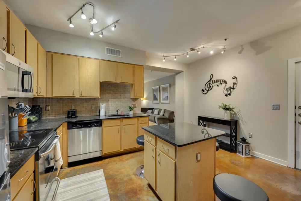 1803 Broadway #127 Nashville, TN 37203