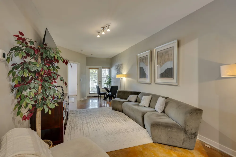 1803 Broadway #127 Nashville, TN 37203