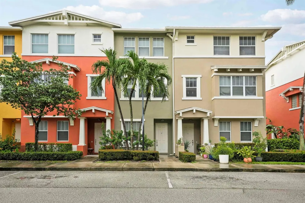 1740 SAN BENITO WAY #4 West Palm Beach, FL 33401