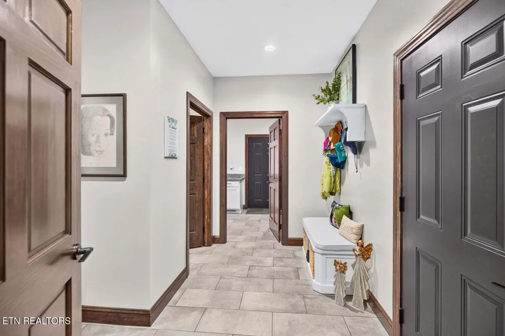 2460 Wild Pear Tr Dandridge, TN 37725