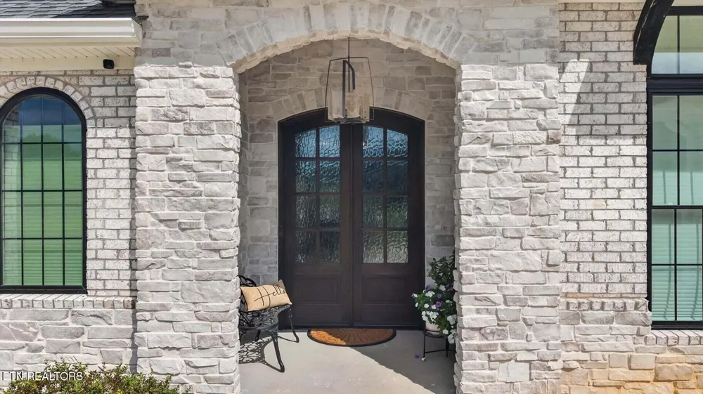 2460 Wild Pear Tr Dandridge, TN 37725