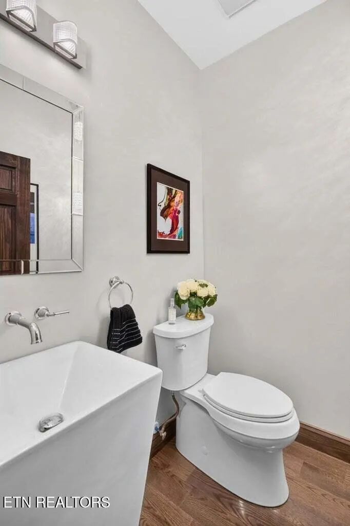 2460 Wild Pear Tr Dandridge, TN 37725