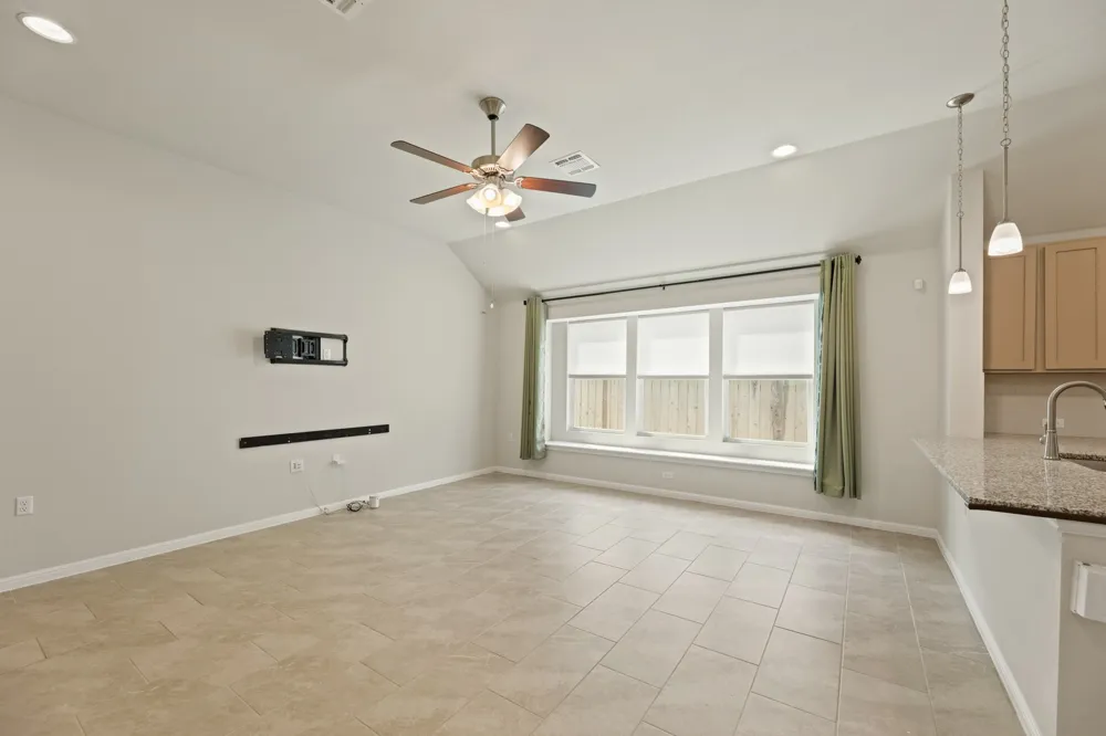 16301 Fetching Avenue Manor, TX 78653