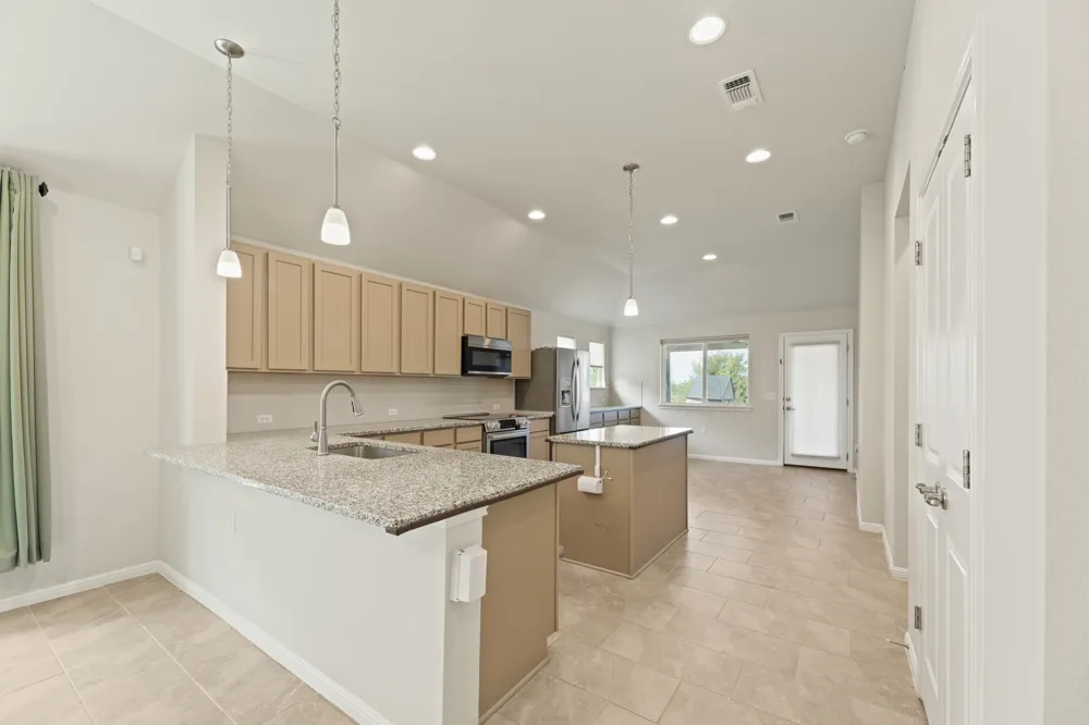 16301 Fetching Avenue Manor, TX 78653