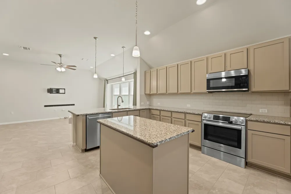 16301 Fetching Avenue Manor, TX 78653