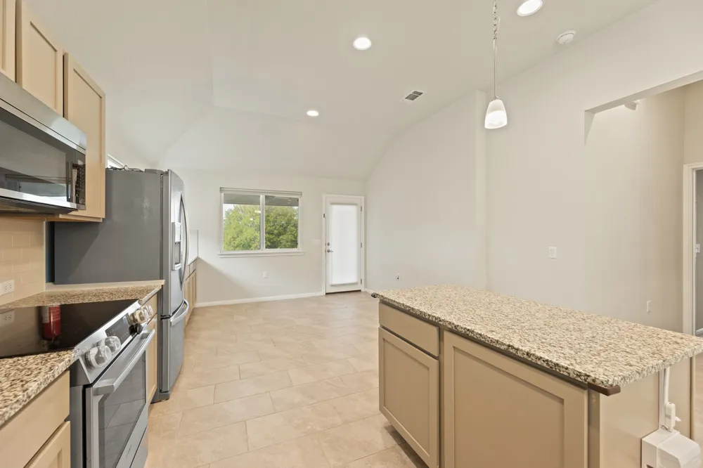 16301 Fetching Avenue Manor, TX 78653