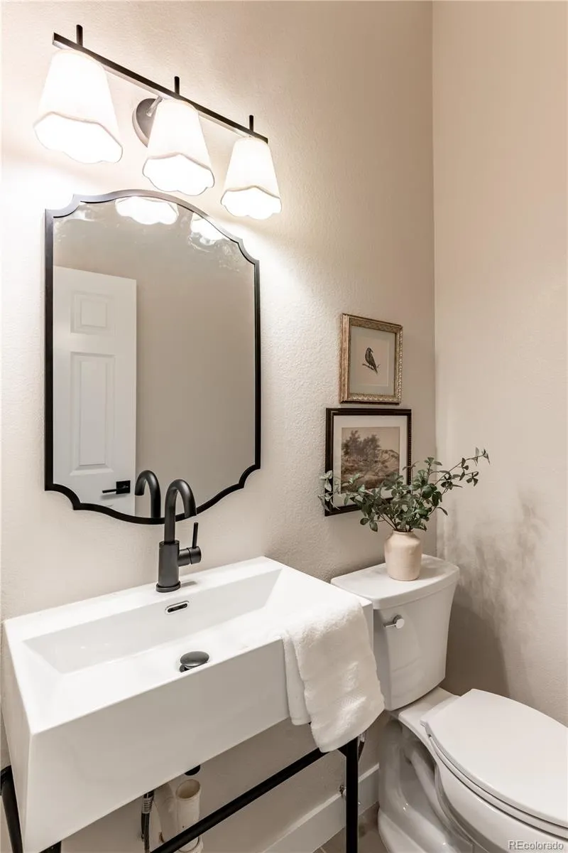 636 Cove Court Loveland, CO 80537