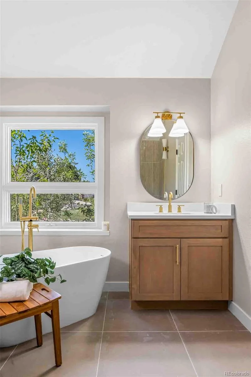 636 Cove Court Loveland, CO 80537